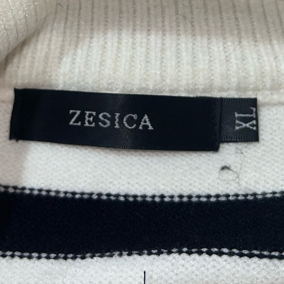zesica- Black and white turtle neck sweater - Picture 5 of 5